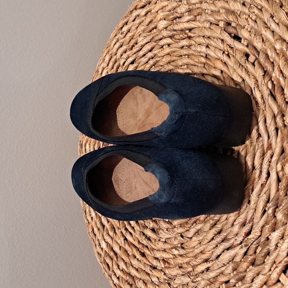 NWT Clarks Womens Artisan Blue Suede Ballet 1.25" Wedge Flats Elastic Trim S-7.5 - Picture 4 of 9